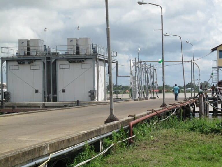 Eerste moderne ijsfabriek